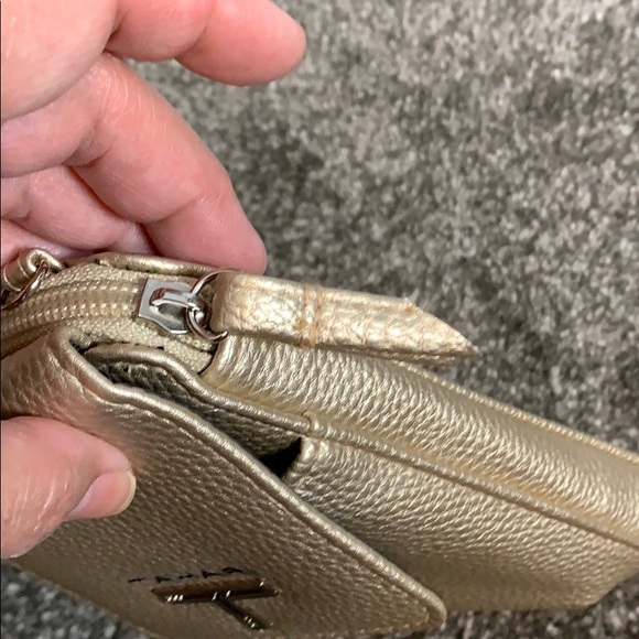 NWOT Tahari Crossbody Mini Bag - Picture 6 of 13